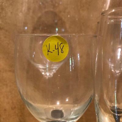 K48: 5 pieces of glass stemware