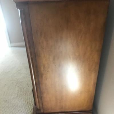 BARELY USED TOMMY BAHAMA SOLID WOOD DRESSER