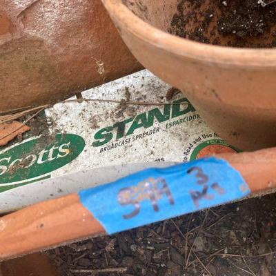 Lot S19: Three terra-cotta planters