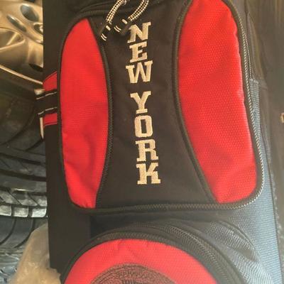 Lot S29: New York Giants Golf Bag New in packaging! With Tags