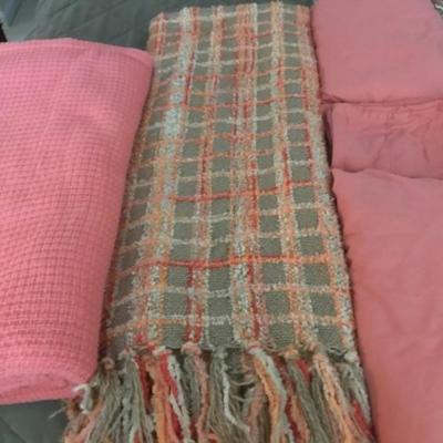 CORAL KING SHEET SET WITH 2 BLANKETS
