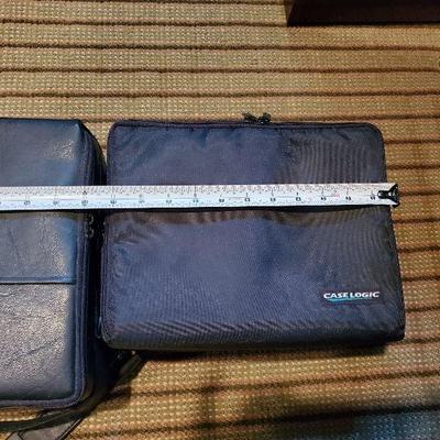 R45: CD Holders and Cases