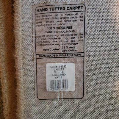 R57: Beautiful Hand Tufted Wool Pile Rug