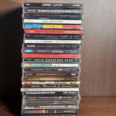 R62: Let the music play! CD LOT