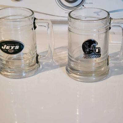 K52: Football Glass Mugs