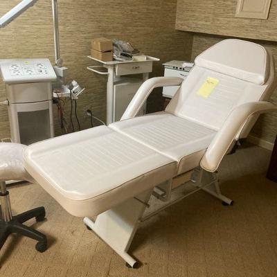 Lot B1: Esthetician Equipment Spa Set by Skin For Life 