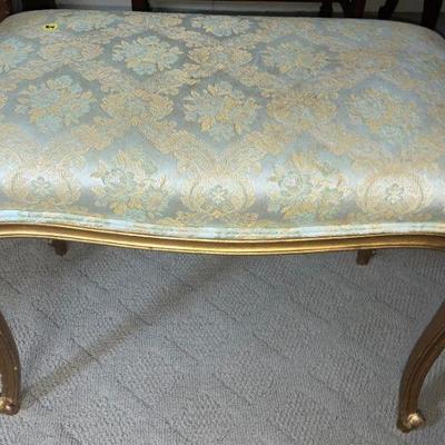 Lot B4: Vintage Upholstered Bench