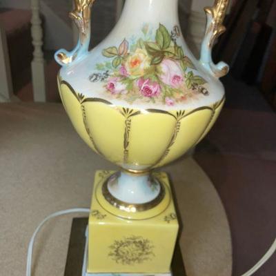 Lot B11: Pair of Vintage Italian Floral Lamps