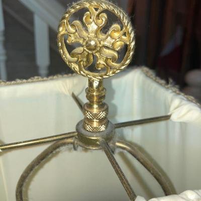 Lot B11: Pair of Vintage Italian Floral Lamps