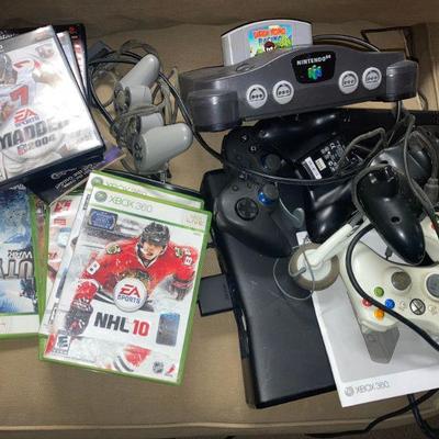 Lot B25: Nintendo 64 Game Console Xbox 360 game console +games access.
