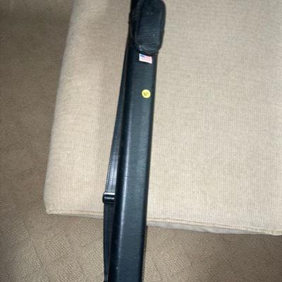 Lot B27: Pool Cue Stick Holder