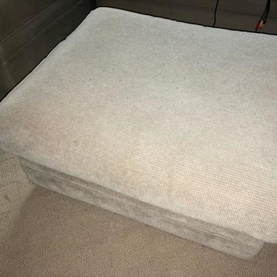 Lot B28: Beige Ottoman