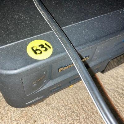 Lot B31: Panasonic VHS Omnivision Player Video Tapes