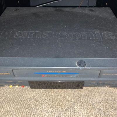 Lot B31: Panasonic VHS Omnivision Player Video Tapes