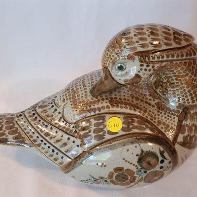 G10: Pottery Duck Decor