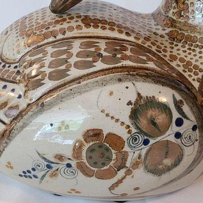 G10: Pottery Duck Decor