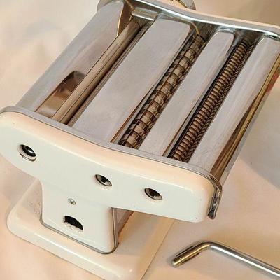 G19: Pasta Machine Made in Italy