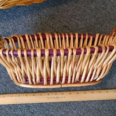 G21: Large Basket Lot