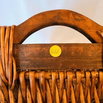 G22: Handled Serving Tray Basket 