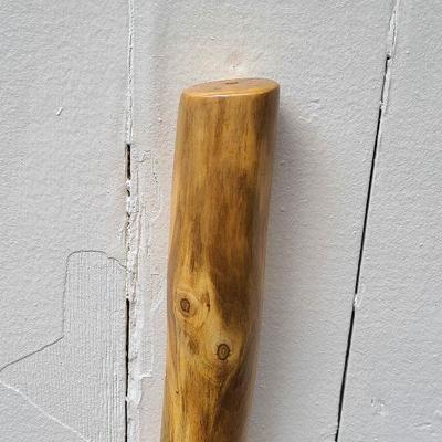 G25: Tall Walking Sticks!