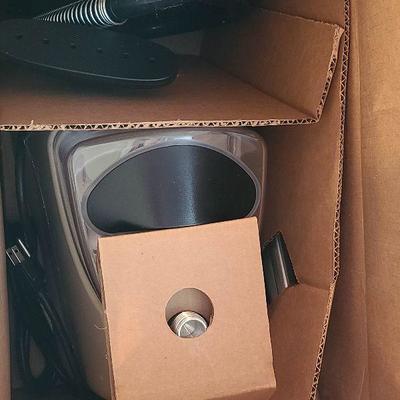 G26: Jiffy Clothing Steamer