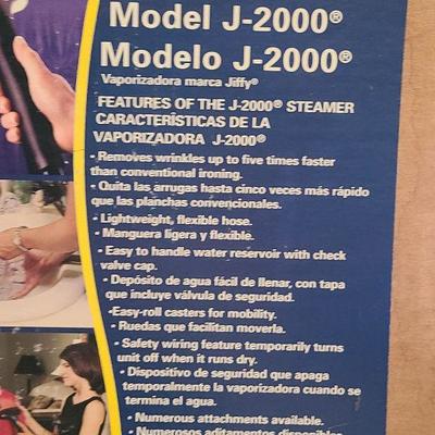 G26: Jiffy Clothing Steamer