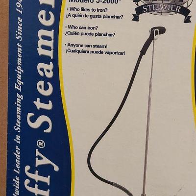 G26: Jiffy Clothing Steamer