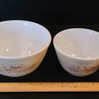 G29: Pyrex Forest Fancies Mushroom Mixing Bowls (402/401)