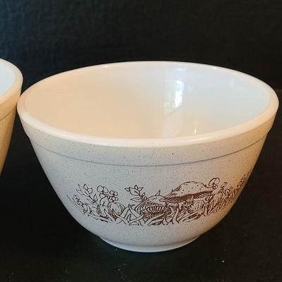G29: Pyrex Forest Fancies Mushroom Mixing Bowls (402/401)