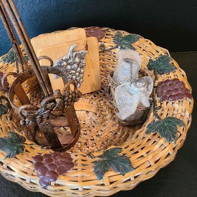 G34: Grape Serving Pieces!