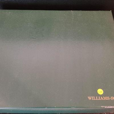 G38: Wedgewood Turkey Platter William & Sonoma