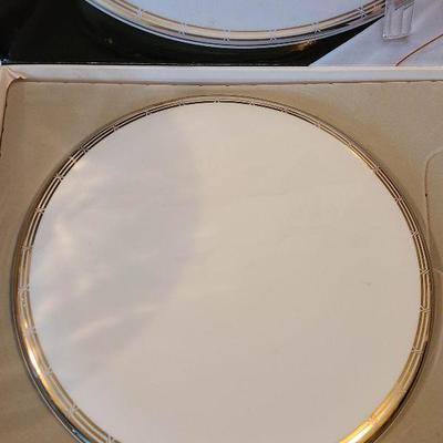 G39: Covered Lazy Susan and Cheese Plate