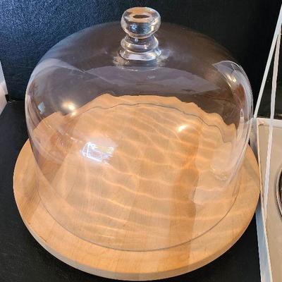 G39: Covered Lazy Susan and Cheese Plate