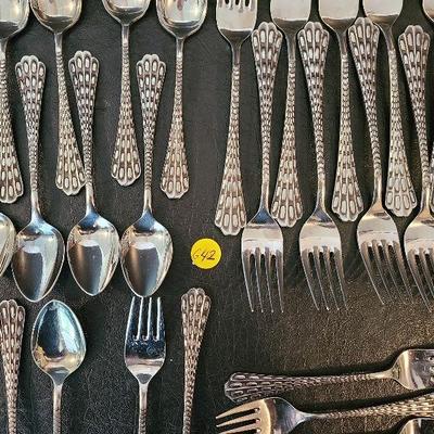 G42: MCM 1966 Cosmos Stainless Flatware 