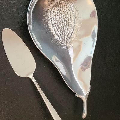 G44: Mariposa Serving Dish