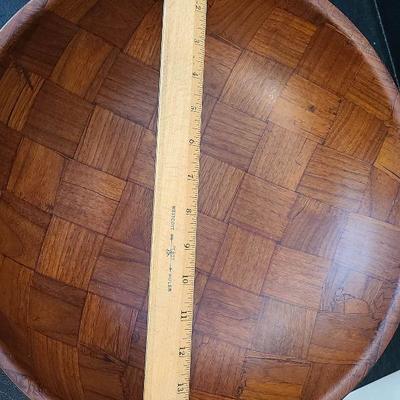 G52: Restaurant Pans / Kitchen Gadgets