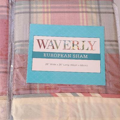 G54: Waverly Valances/ Shams Matching 