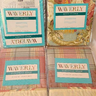 G54: Waverly Valances/ Shams Matching 