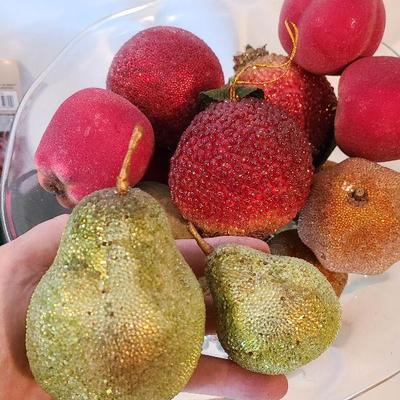 G56: Holiday Decor Lot