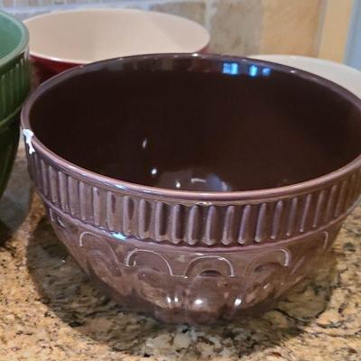 K7: Mixing Bowls