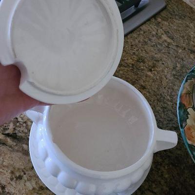 K8: Decorative Serving/ Decor