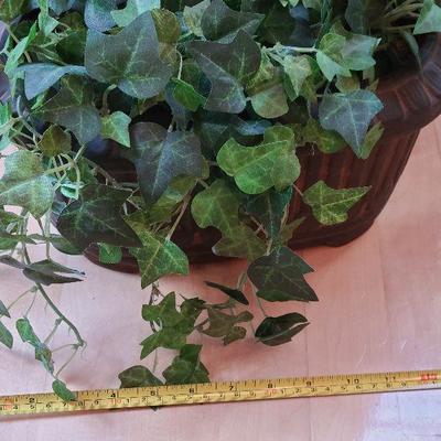 K16: Large Floral Arrangement 