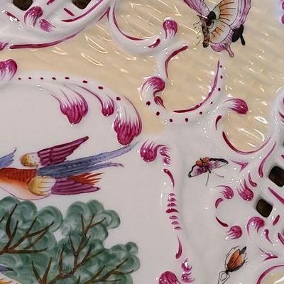 K22: Vintage Chelsea House Butterfly Plates