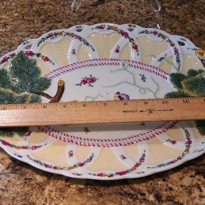 K22: Vintage Chelsea House Butterfly Plates