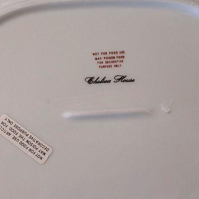 K22: Vintage Chelsea House Butterfly Plates