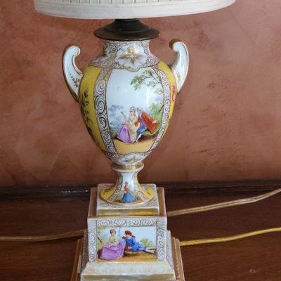 K23: Antique Porcelain/Wood Painted Lamps