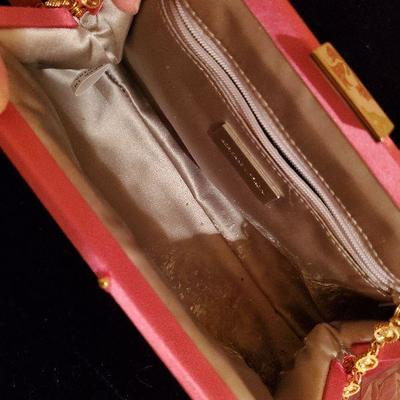 MB-202:  Adrienne Vittadino