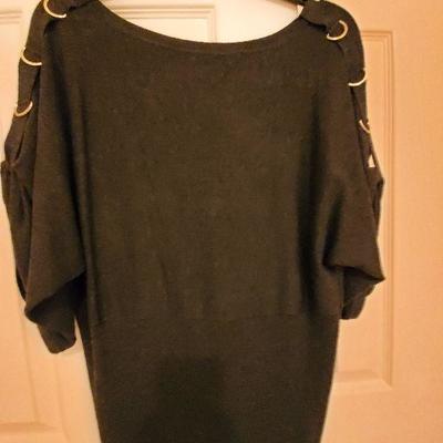 MB-205:  Designer Tops