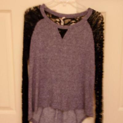 MB-205:  Designer Tops