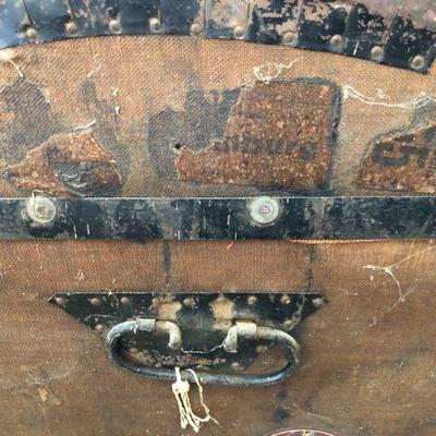 Antique Quality Steamer Trunk with Metal Details